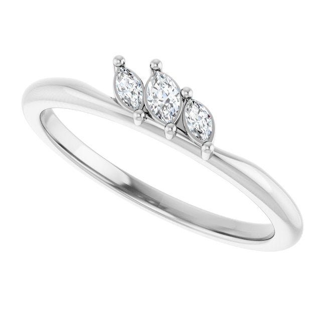 14k-white-gold-1/8-ctw-natural-diamond-ring