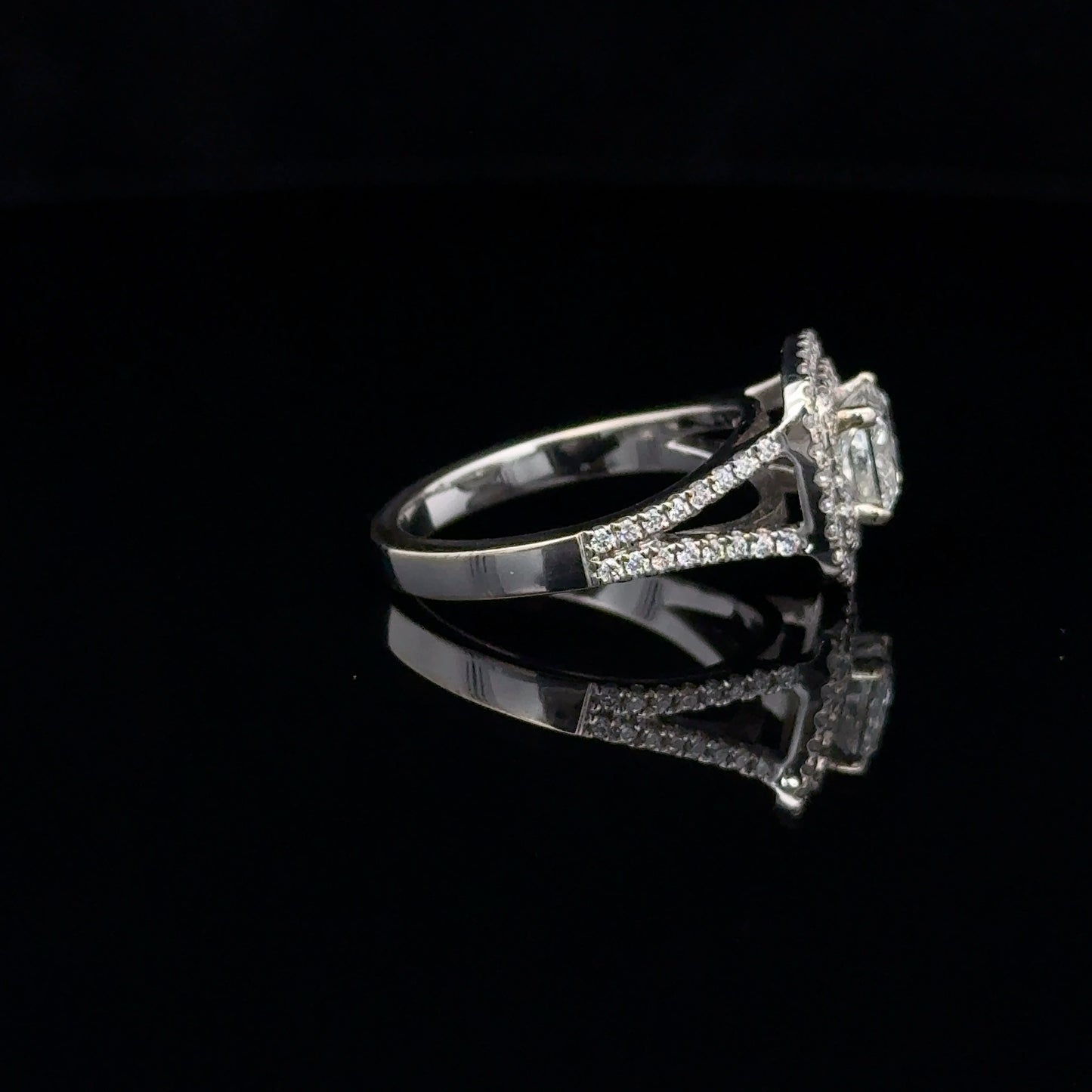 Certified Ring