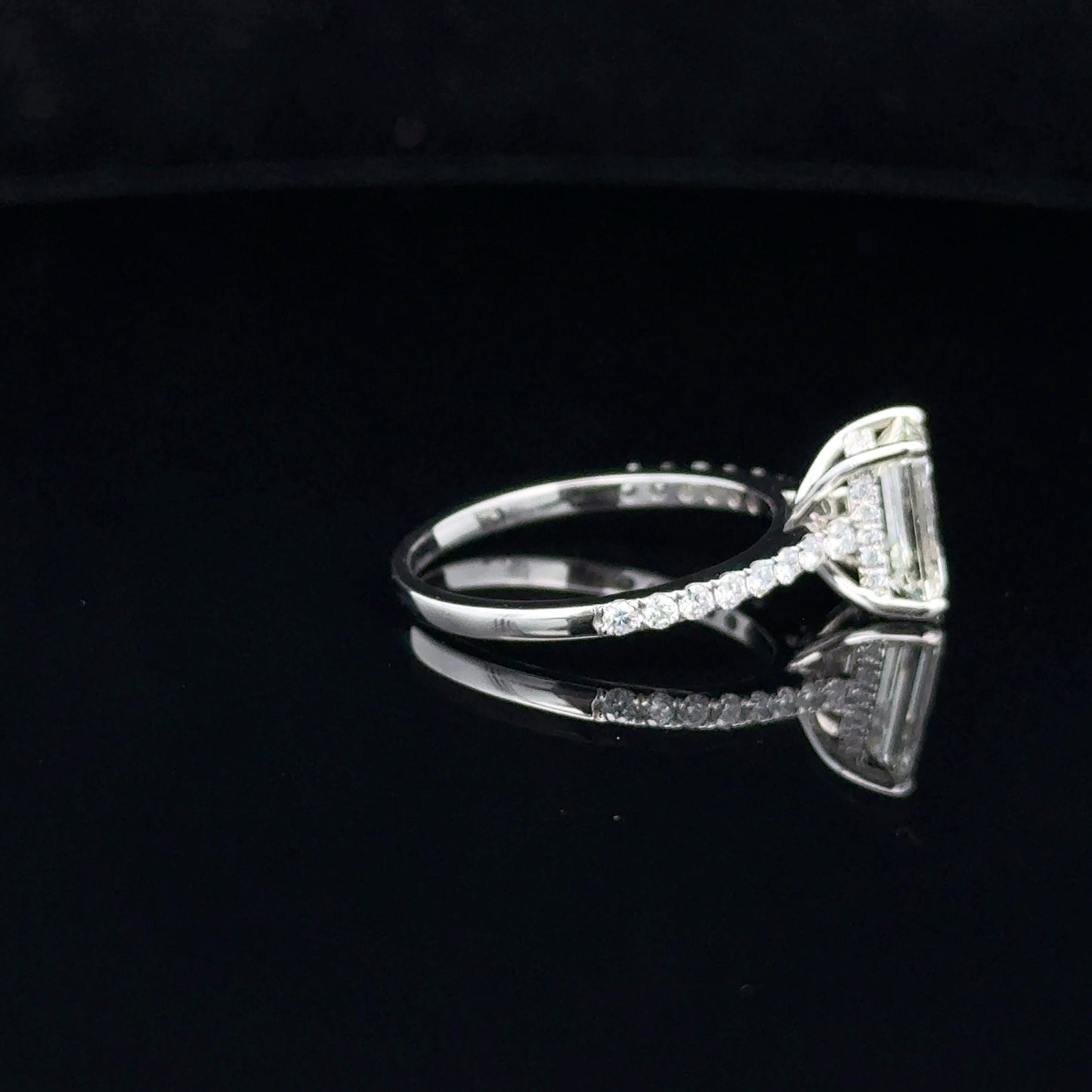 Certified Ring