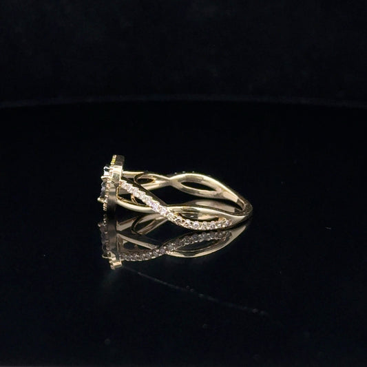 LADIES DIAMOND RING