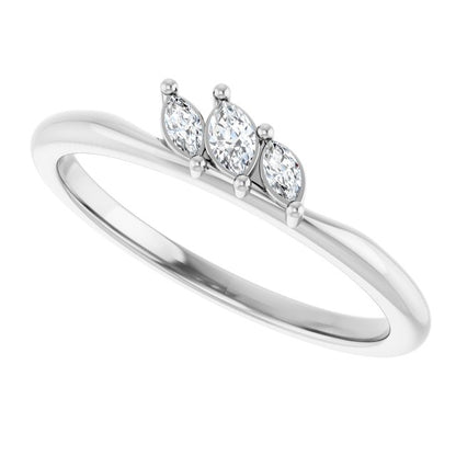 14k-white-gold-1/8-ctw-natural-diamond-ring
