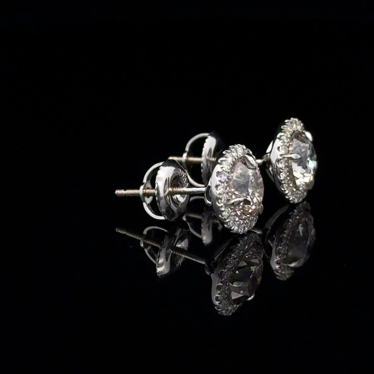 Halo Studs