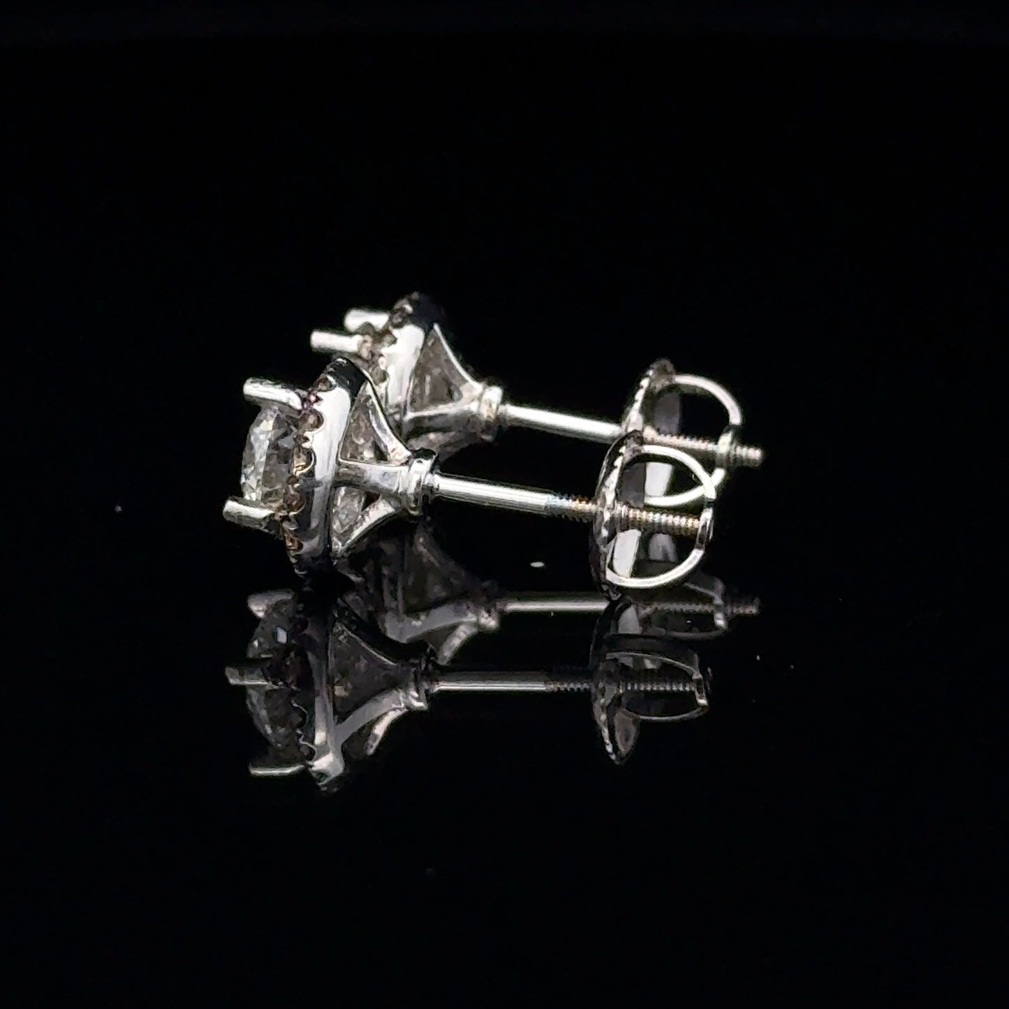 Halo Studs