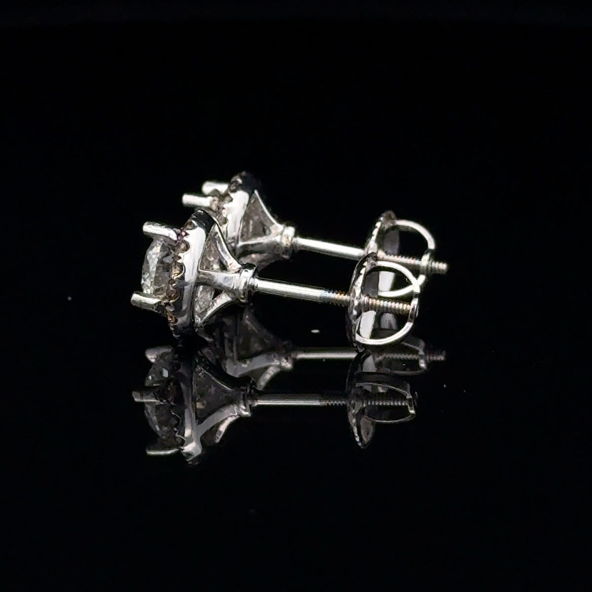 Halo Studs