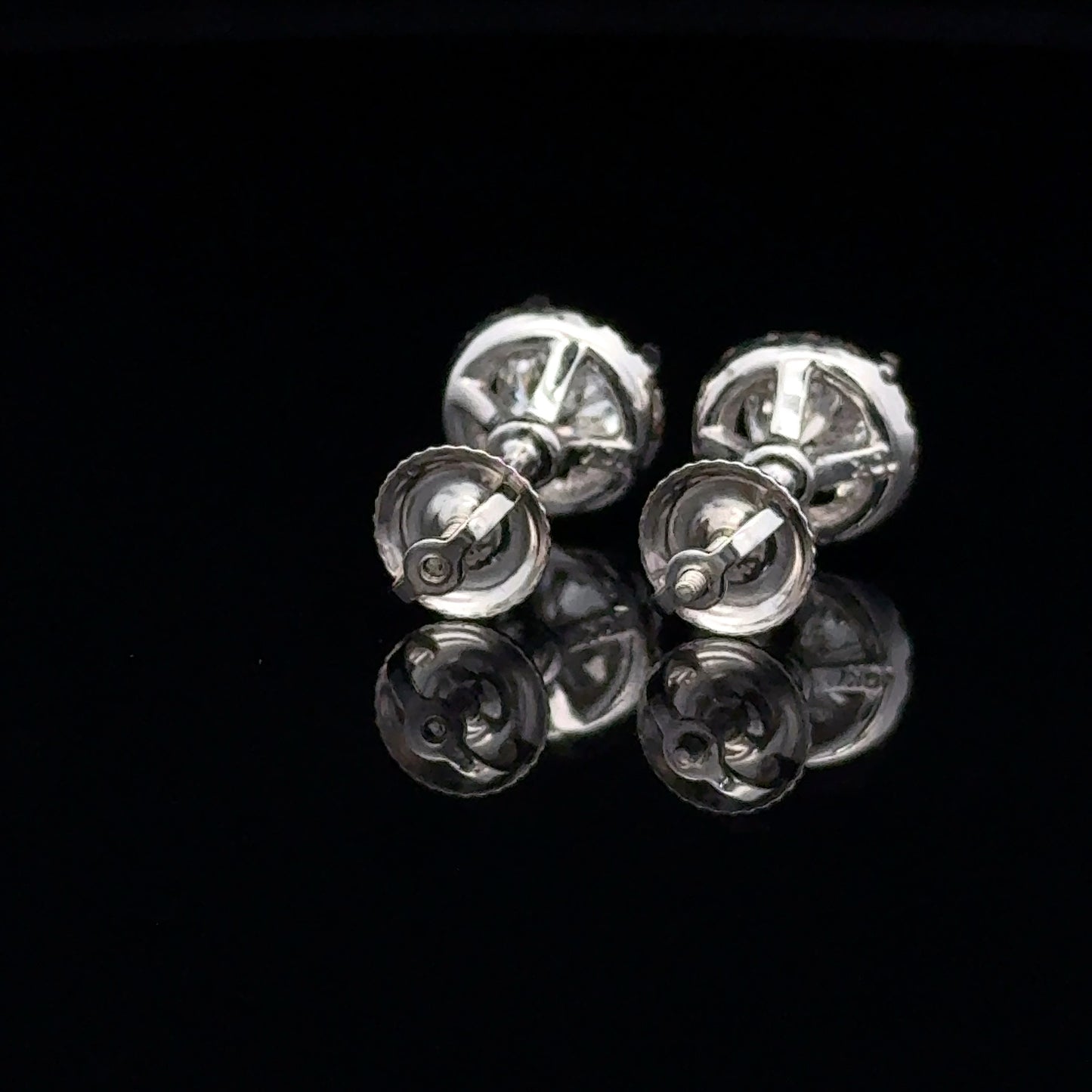 Halo Studs