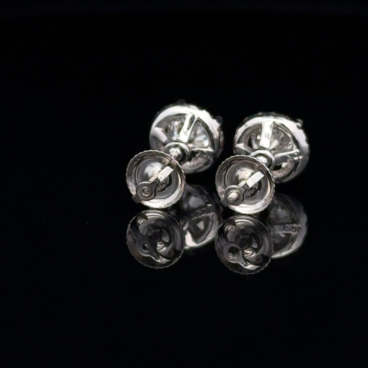 Halo Studs