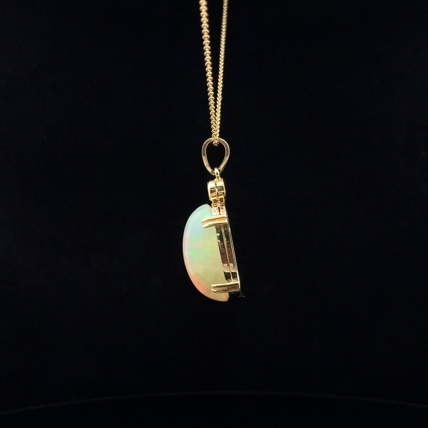 Pendant and Chain