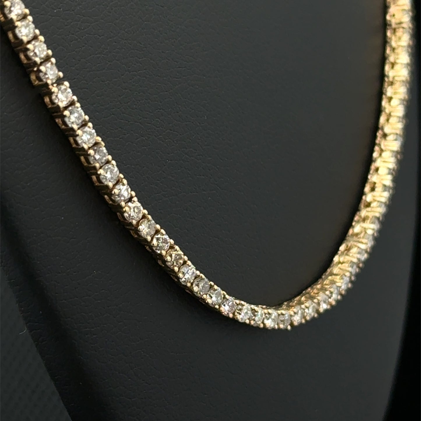 DIAMOND CHAINS