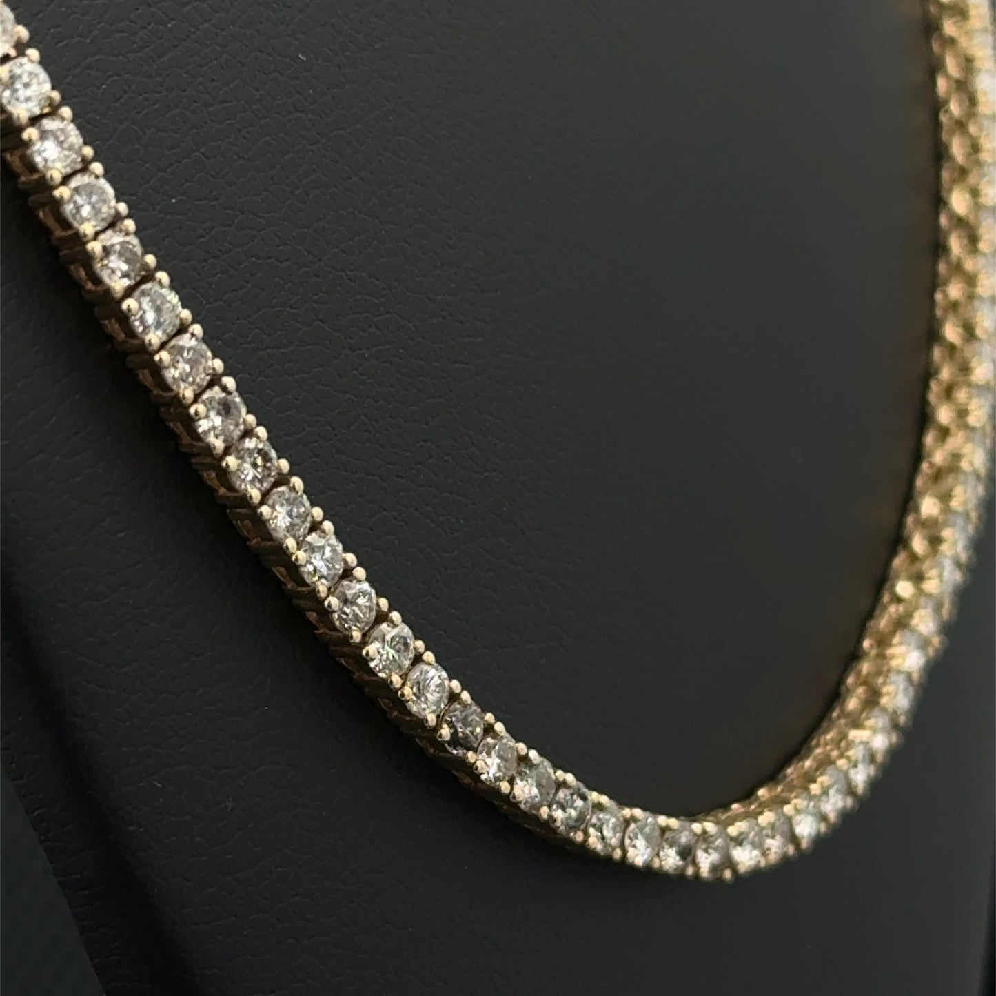 DIAMOND CHAINS