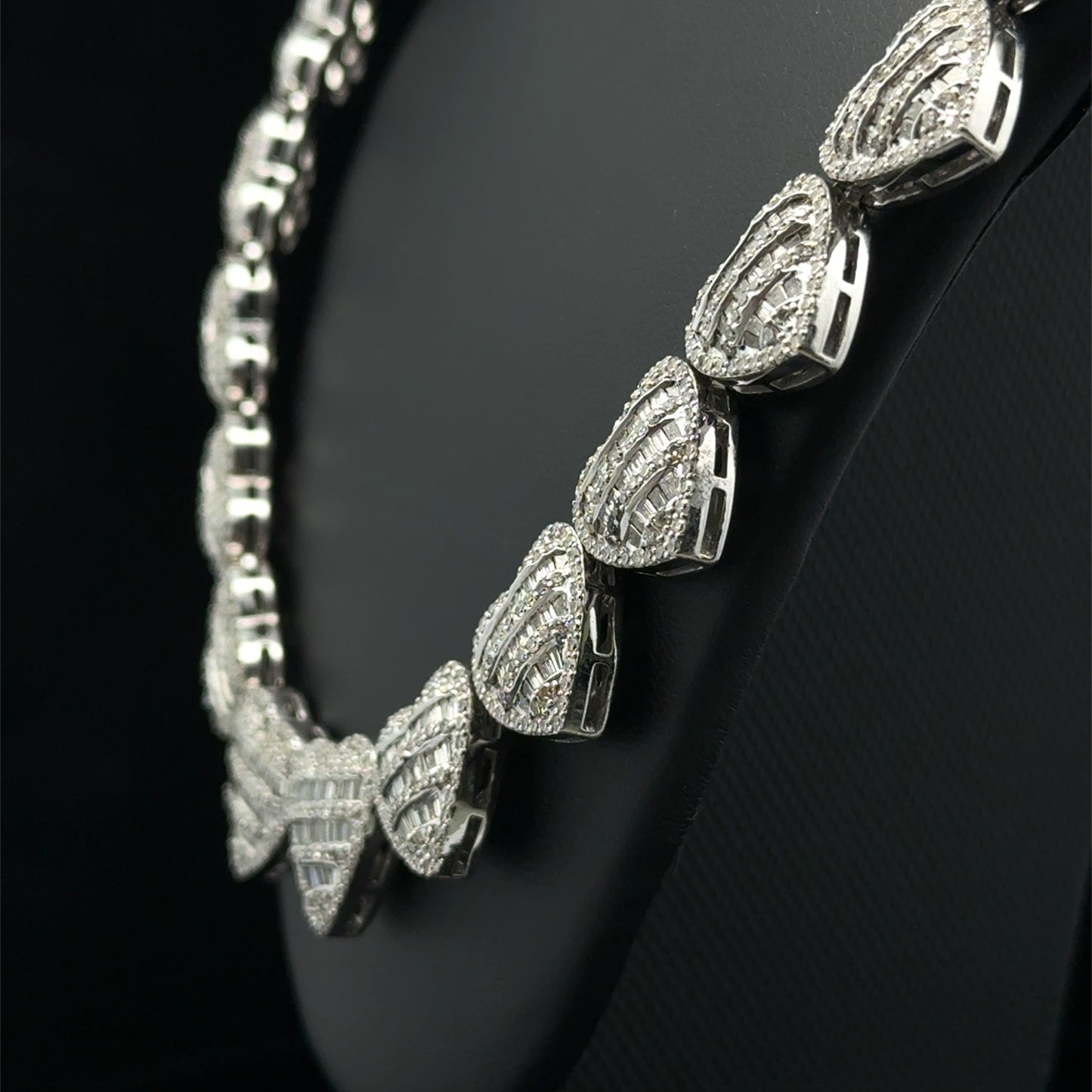 Diamond Chain 16"