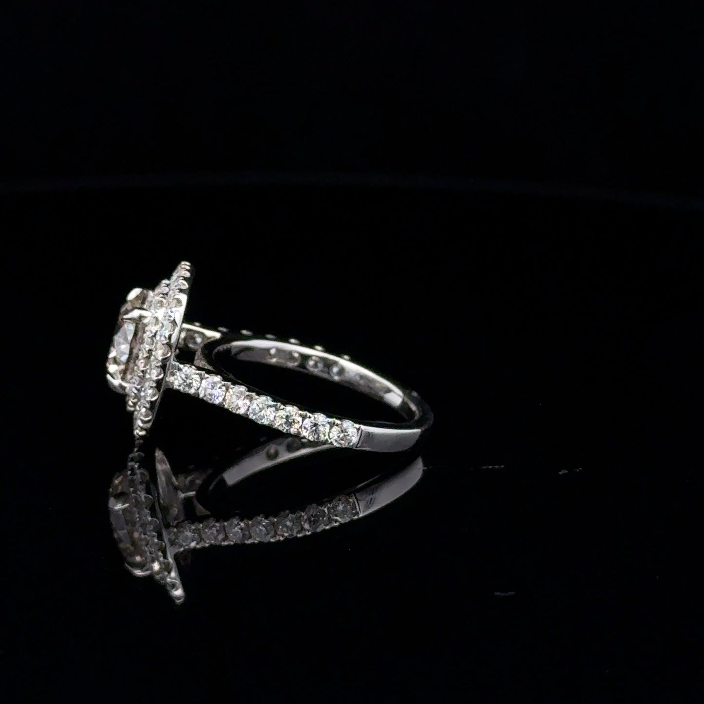 Certified Ring