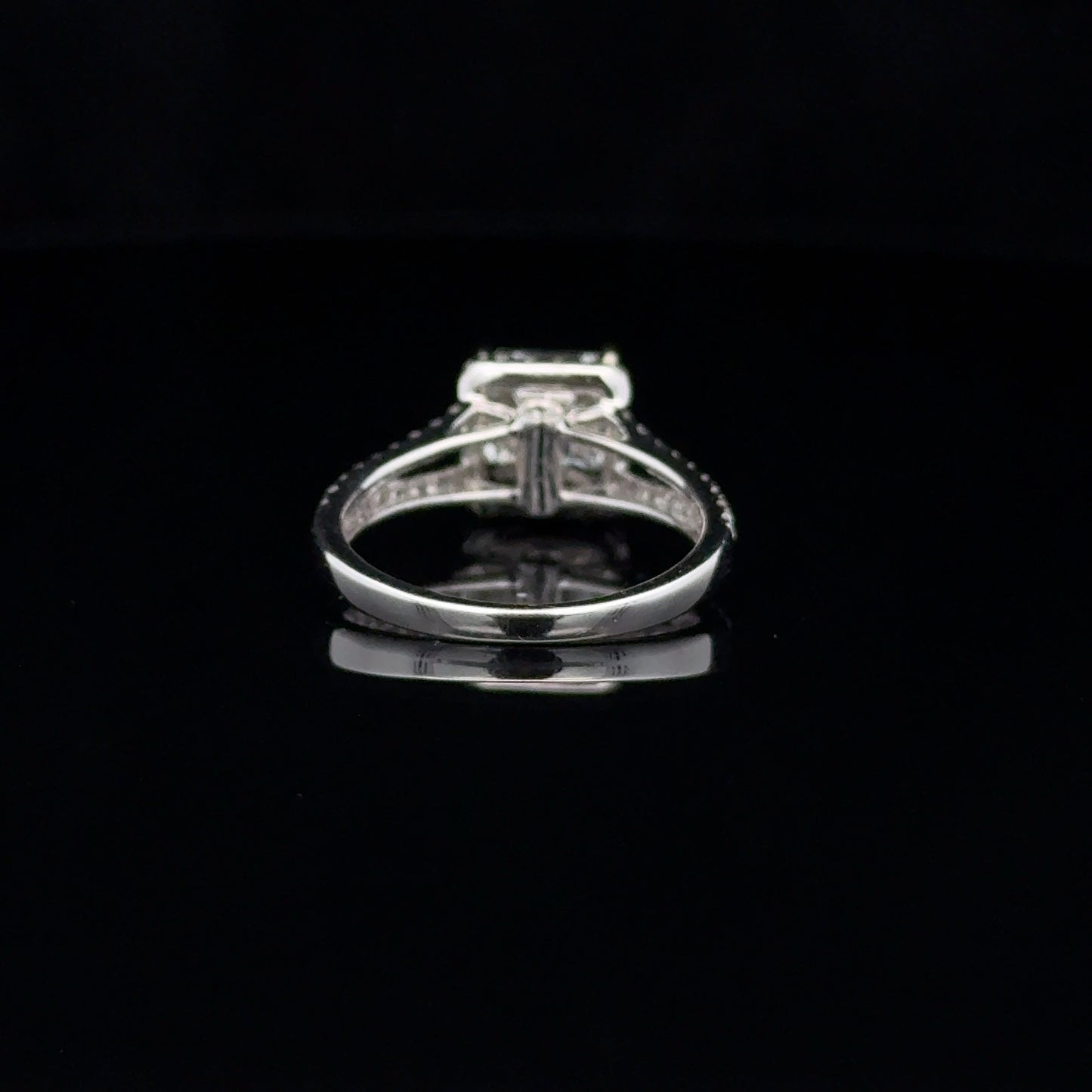 Certified Ring
