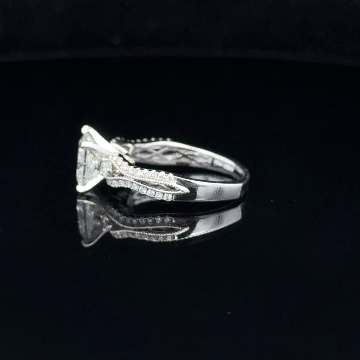 Certified Ring