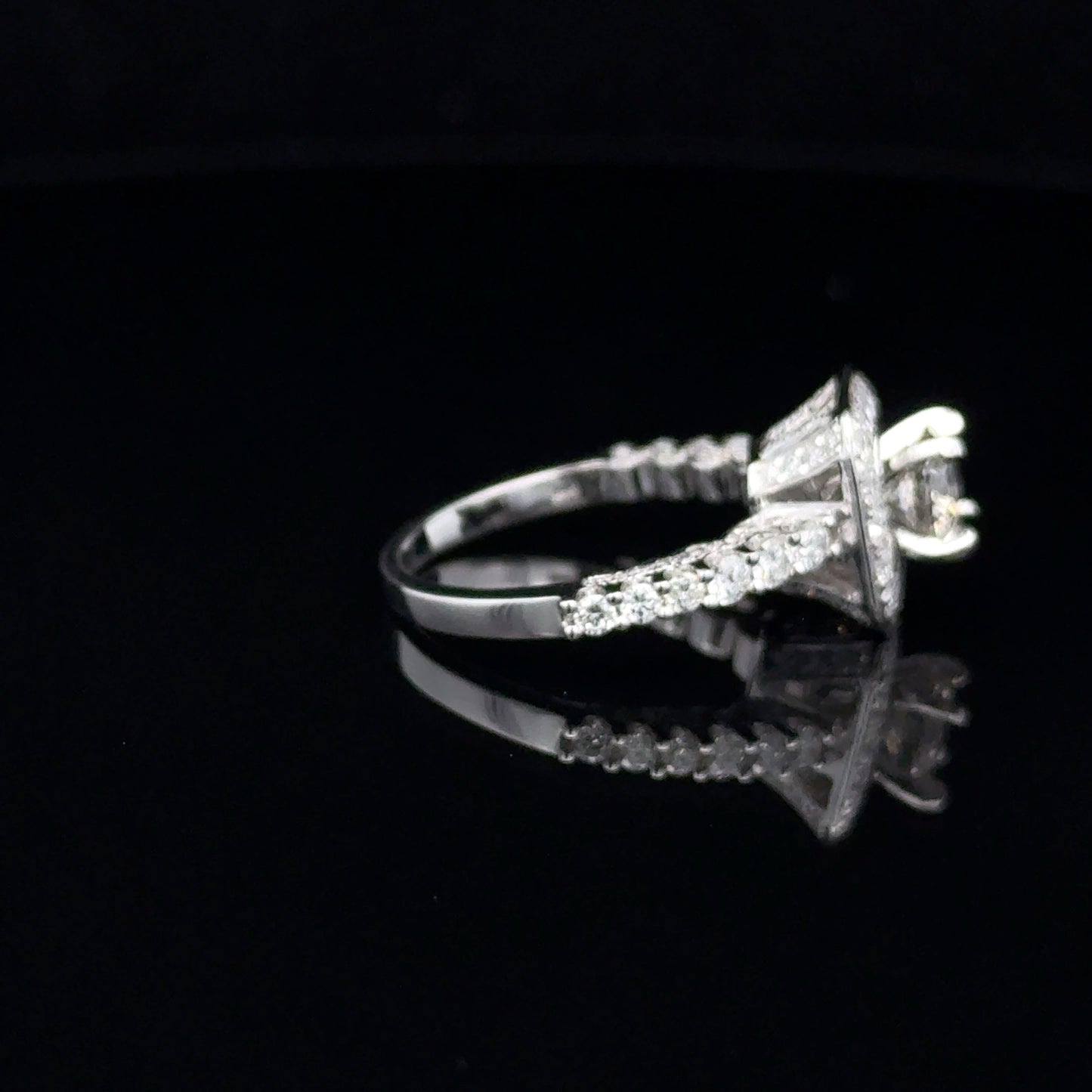 Certified Ring