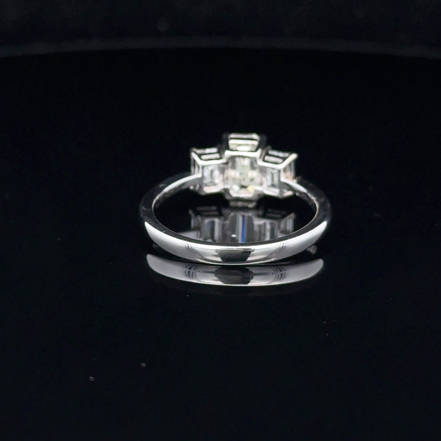 Certified Ring