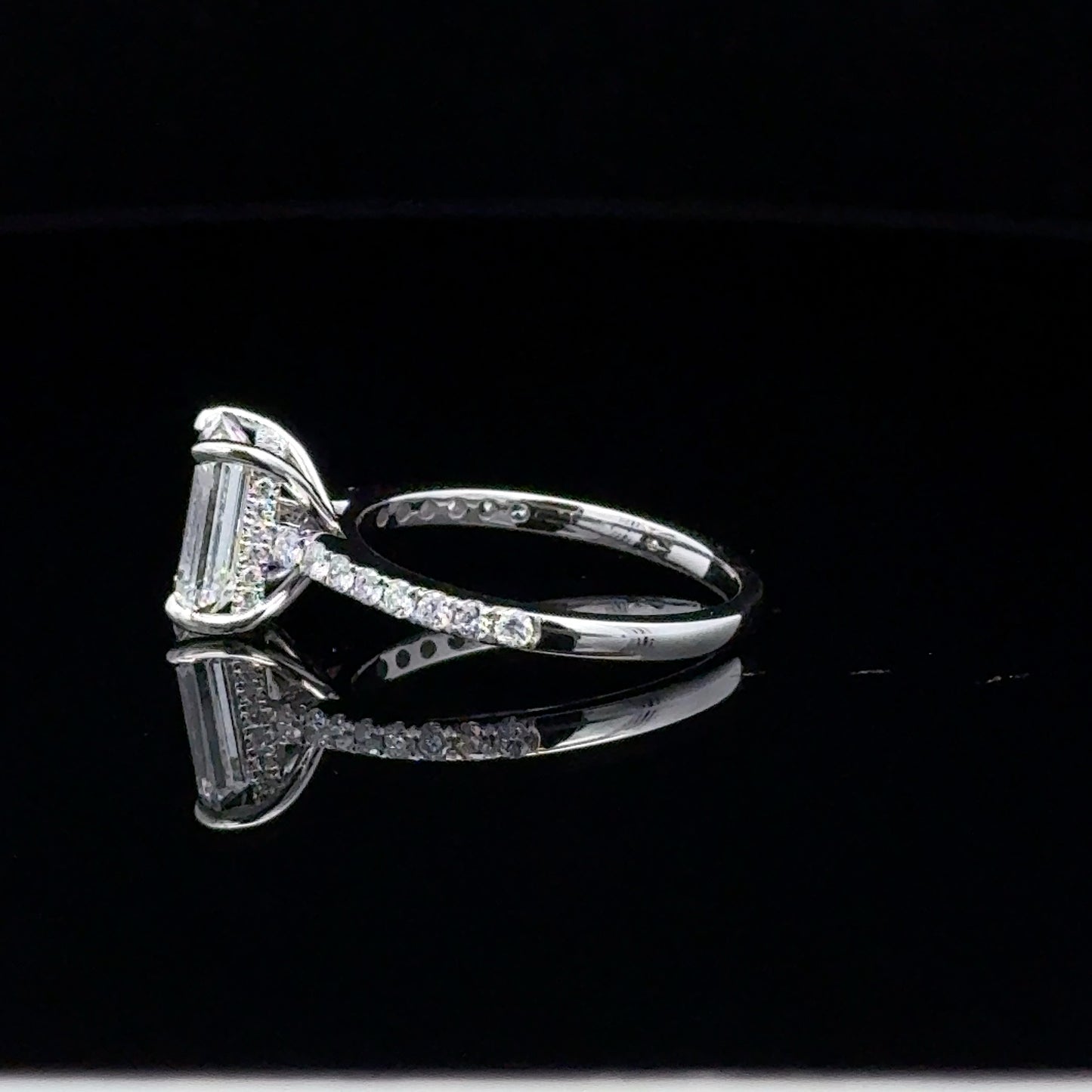 Certified Ring