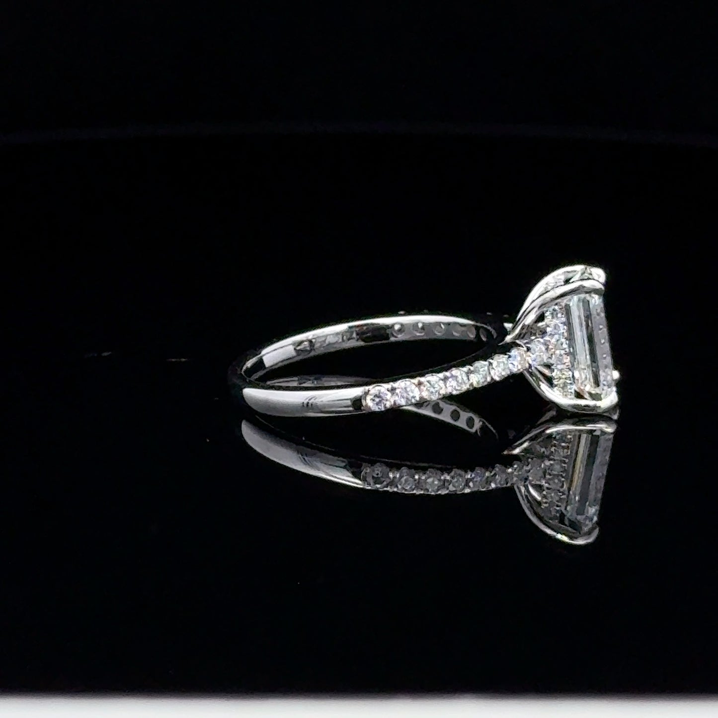 Certified Ring