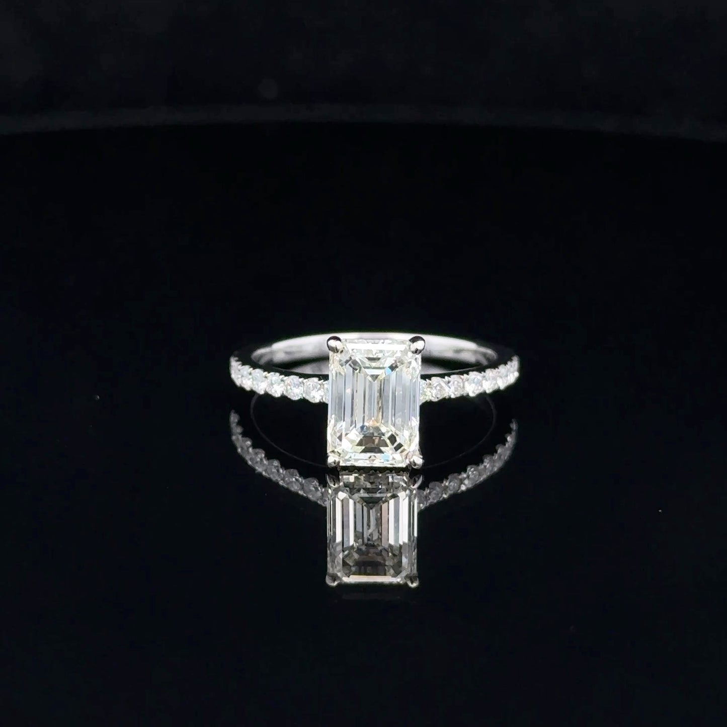 Certified Ring