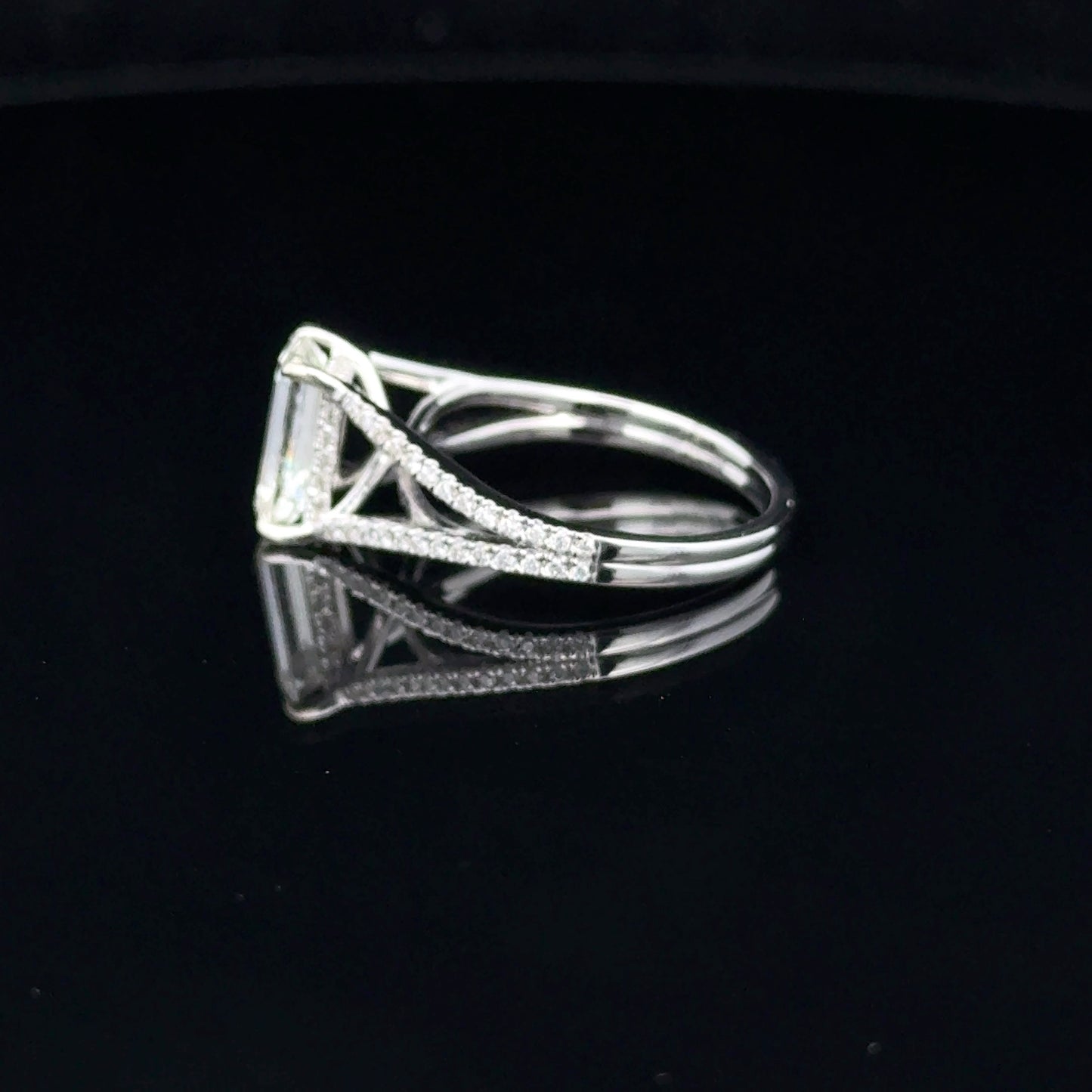 Certified Ring