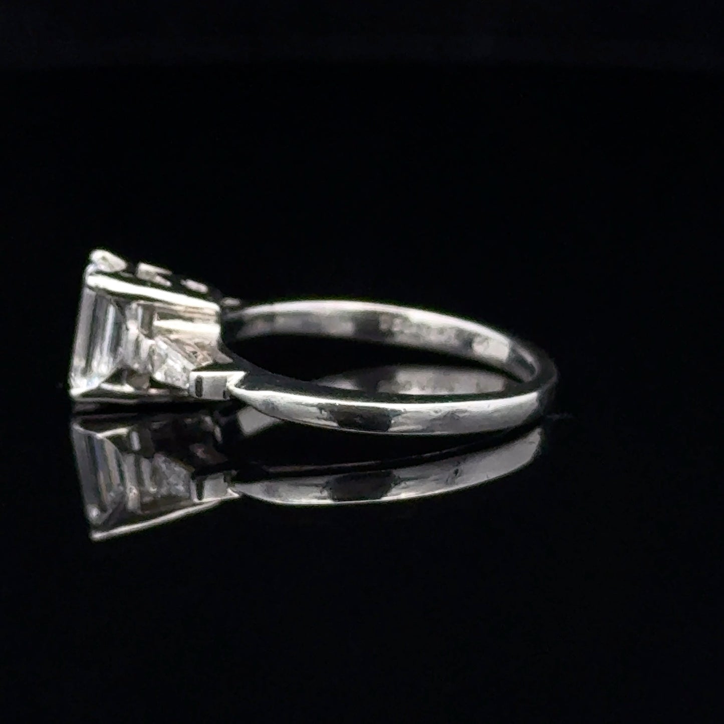 Certified Ring