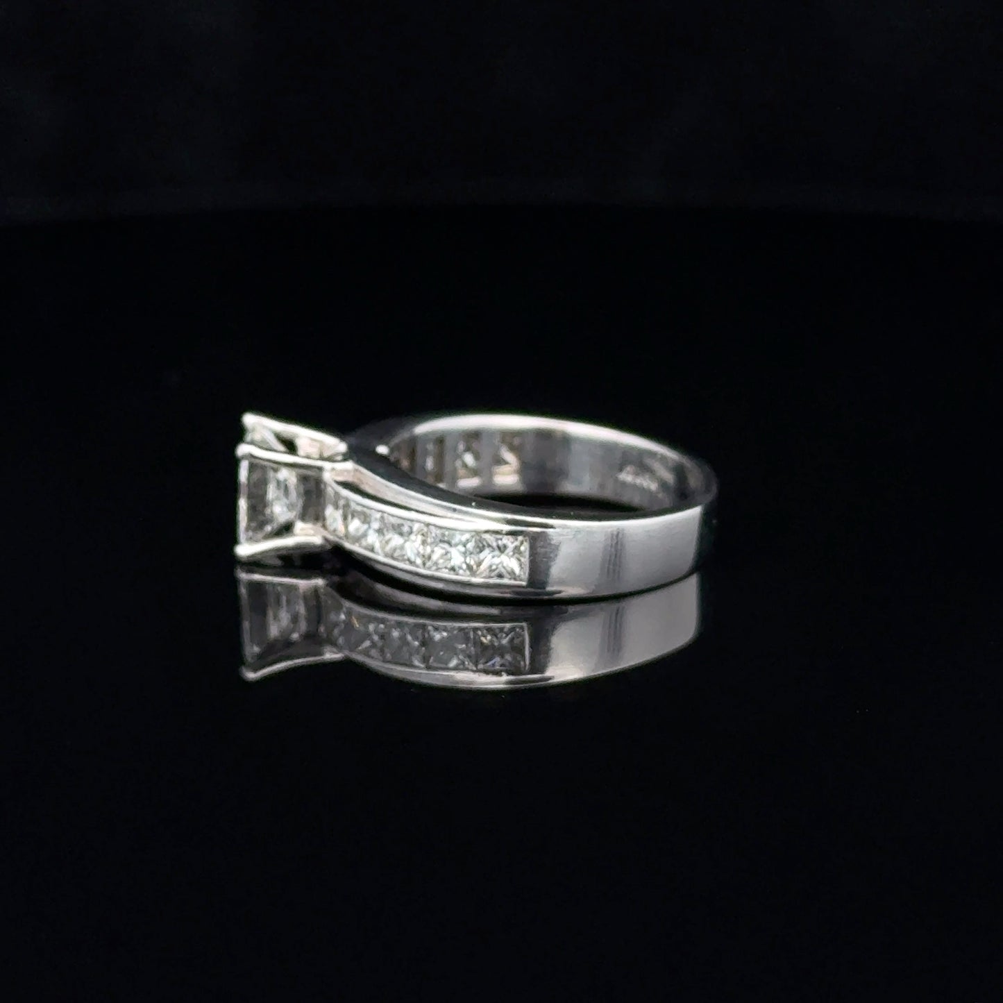 Certified Ring