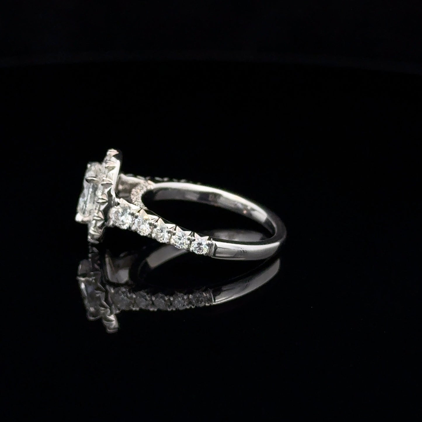 Certified Ring