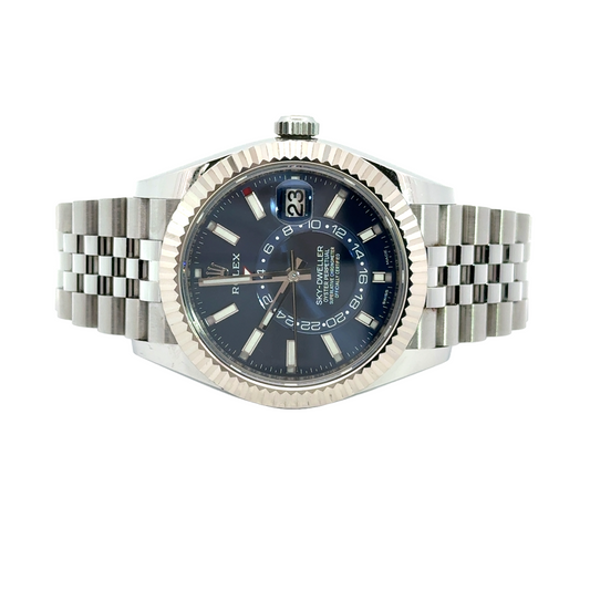 SKY-DWELLER