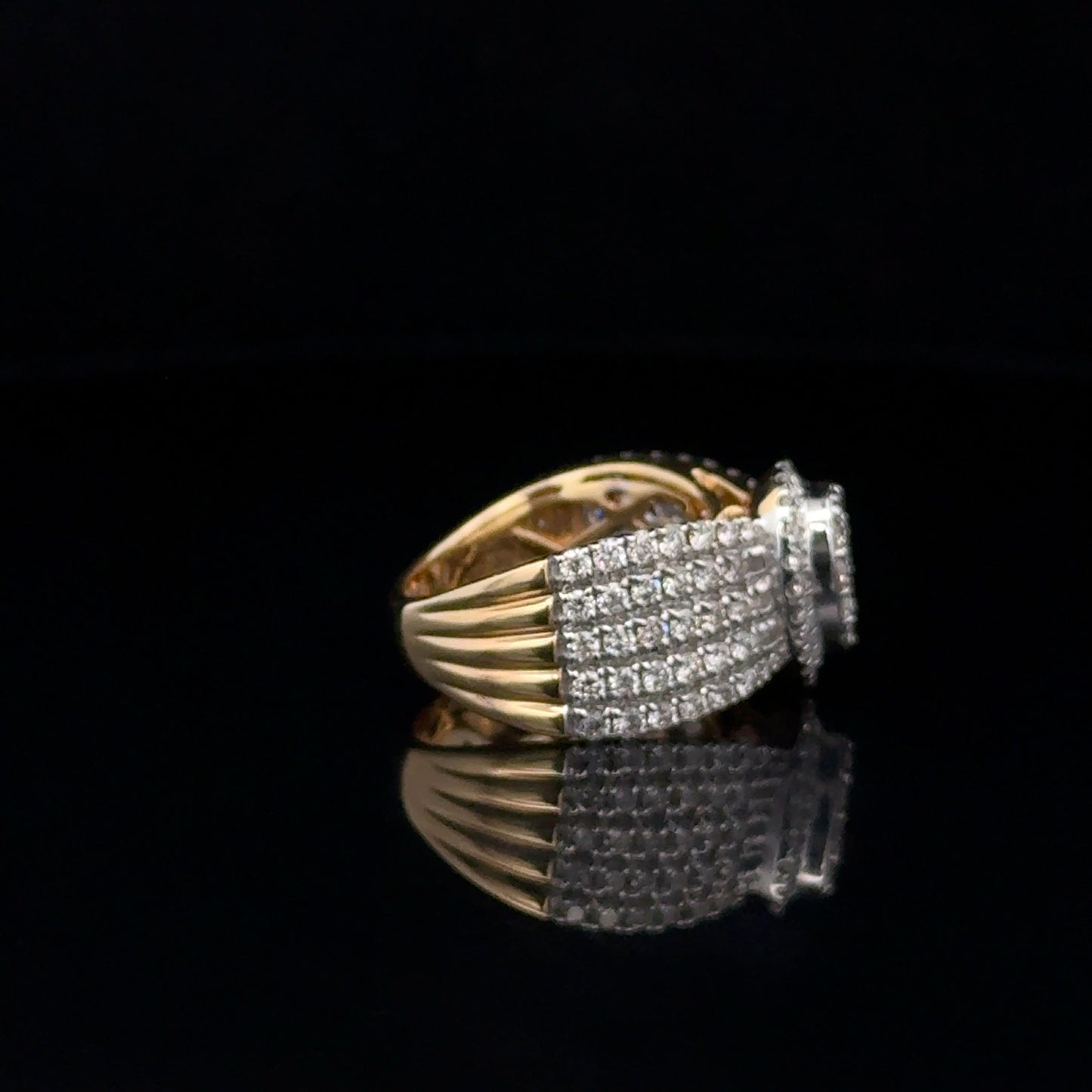 LADIES DIAMOND RING