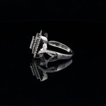 LADIES DIAMOND RING