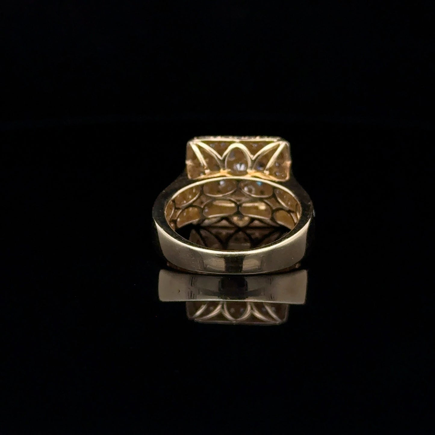 LADIES DIAMOND RING