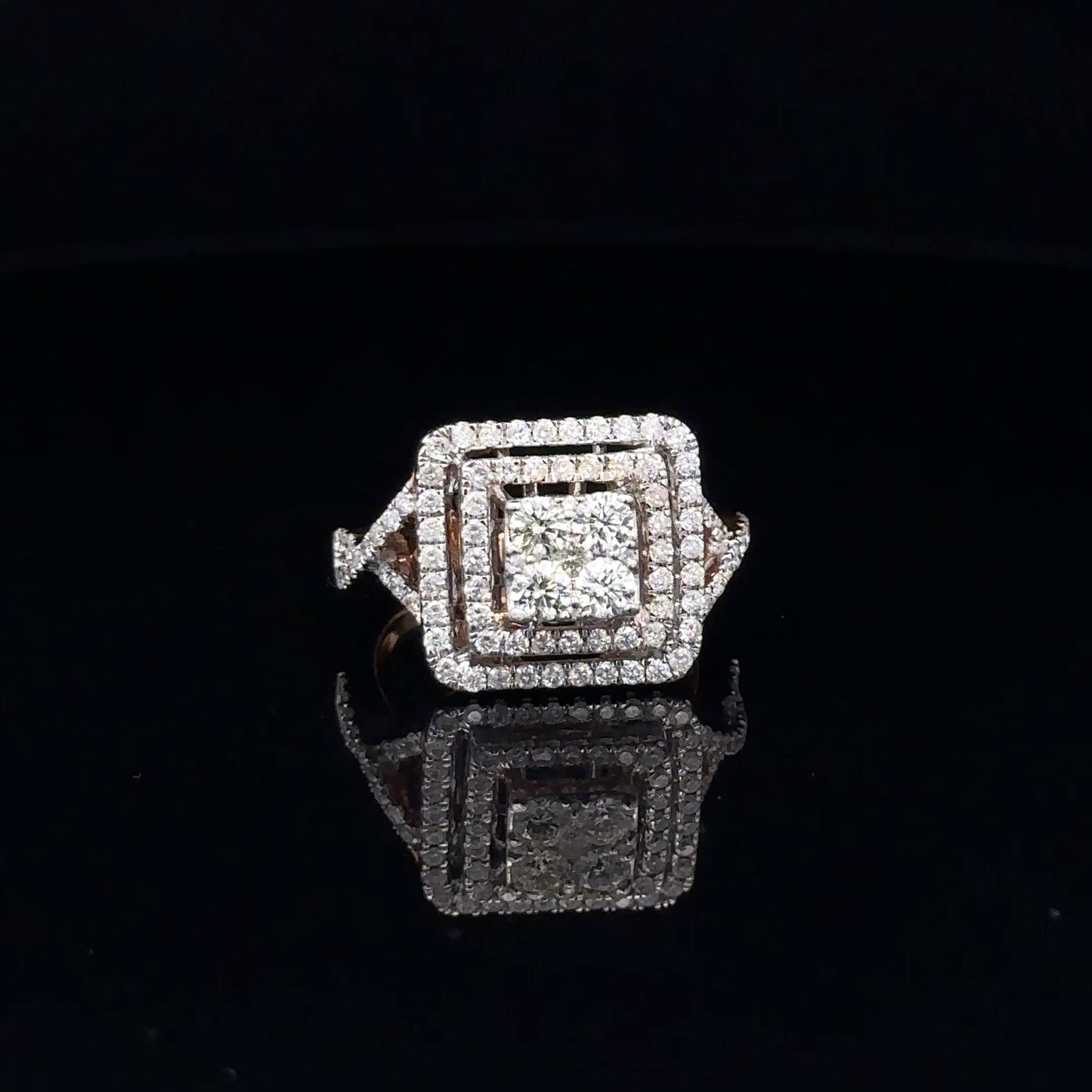 LADIES DIAMOND RING