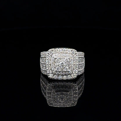 LADIES DIAMOND RING