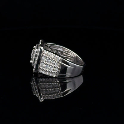 LADIES DIAMOND RING