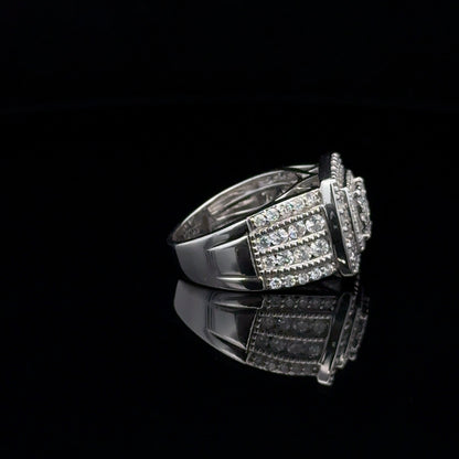 LADIES DIAMOND RING