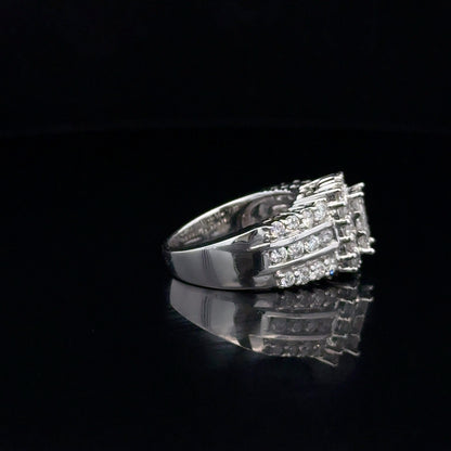 LADIES DIAMOND RING