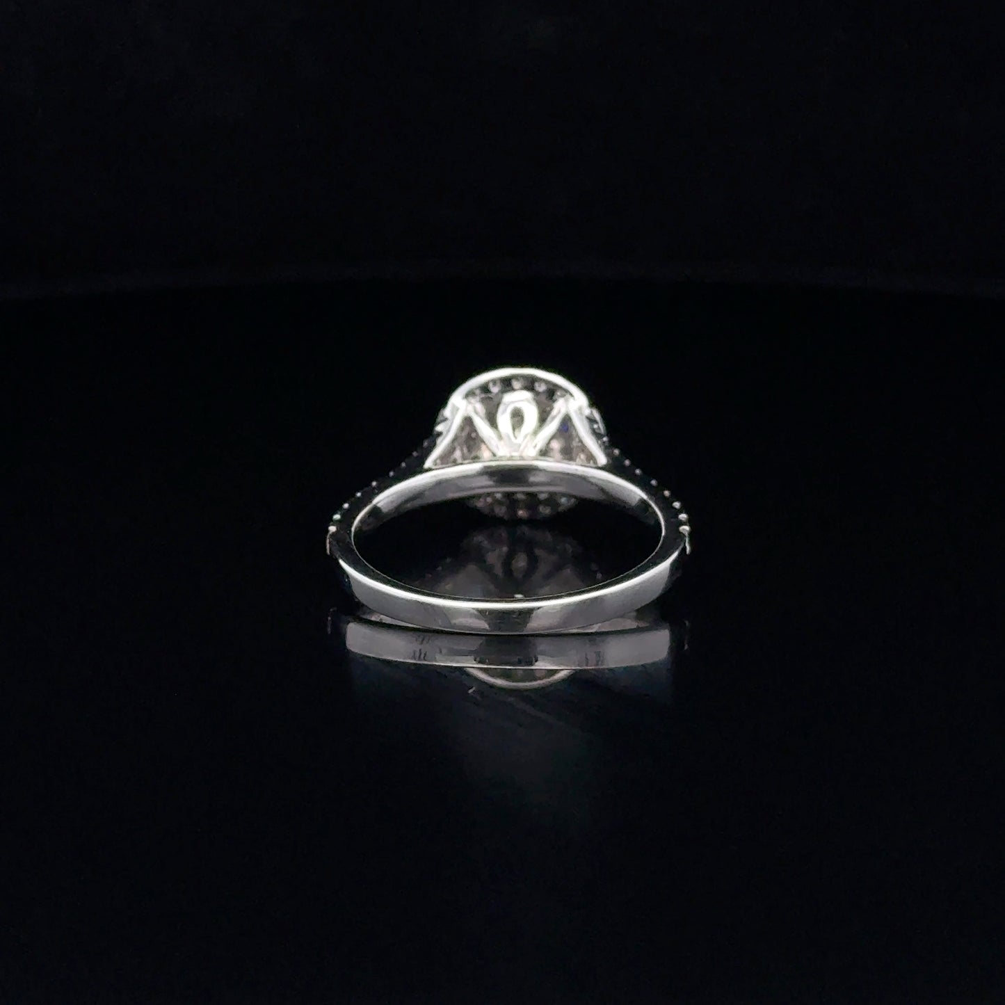 LADIES DIAMOND RING
