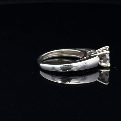 LADIES DIAMOND RING
