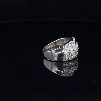 LADIES DIAMOND RING