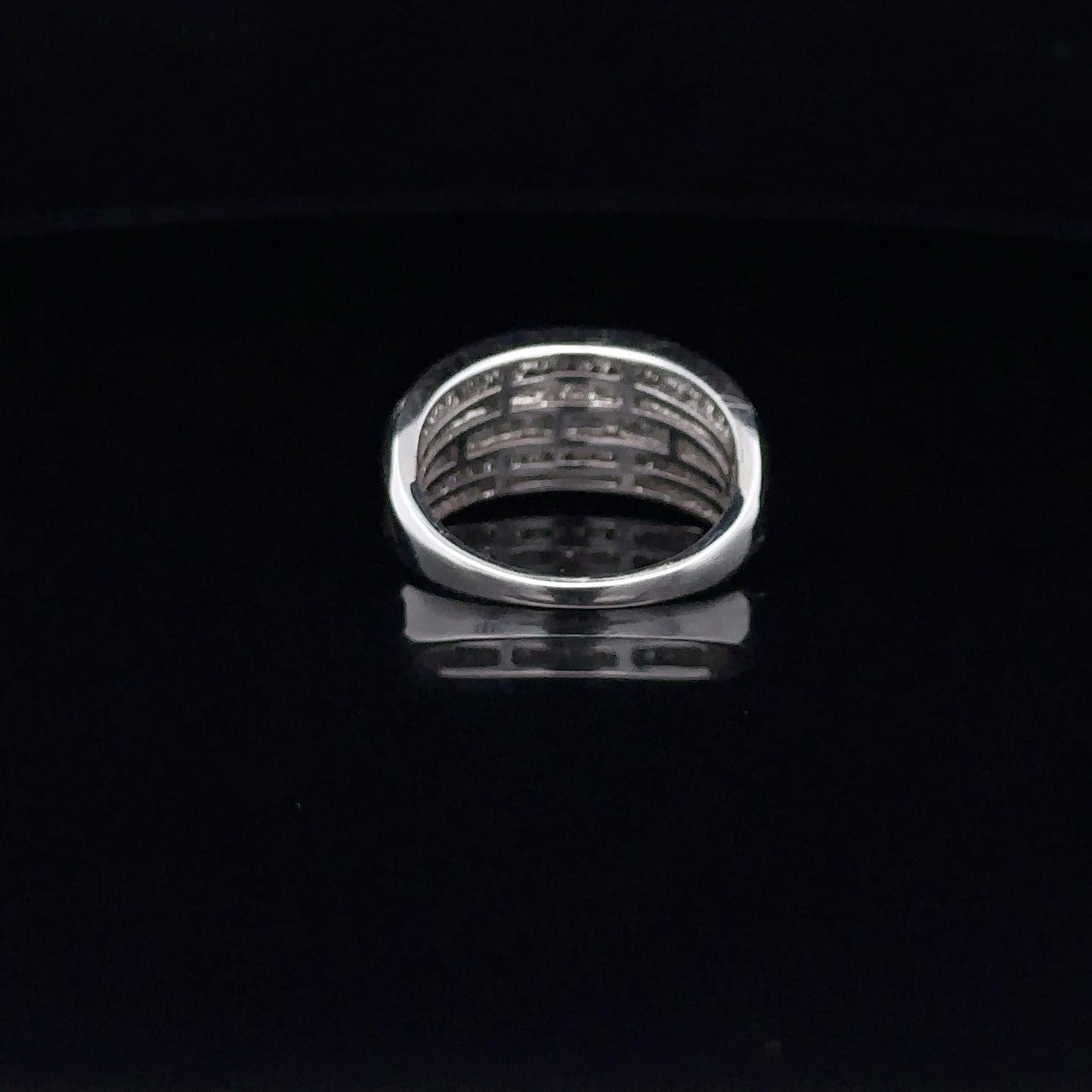 LADIES DIAMOND RING