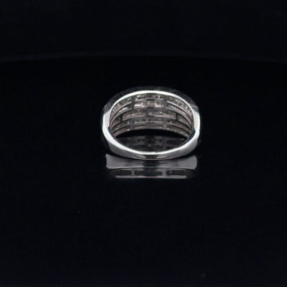 LADIES DIAMOND RING