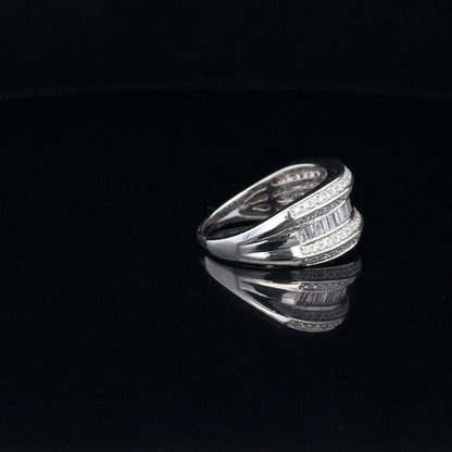 LADIES DIAMOND RING