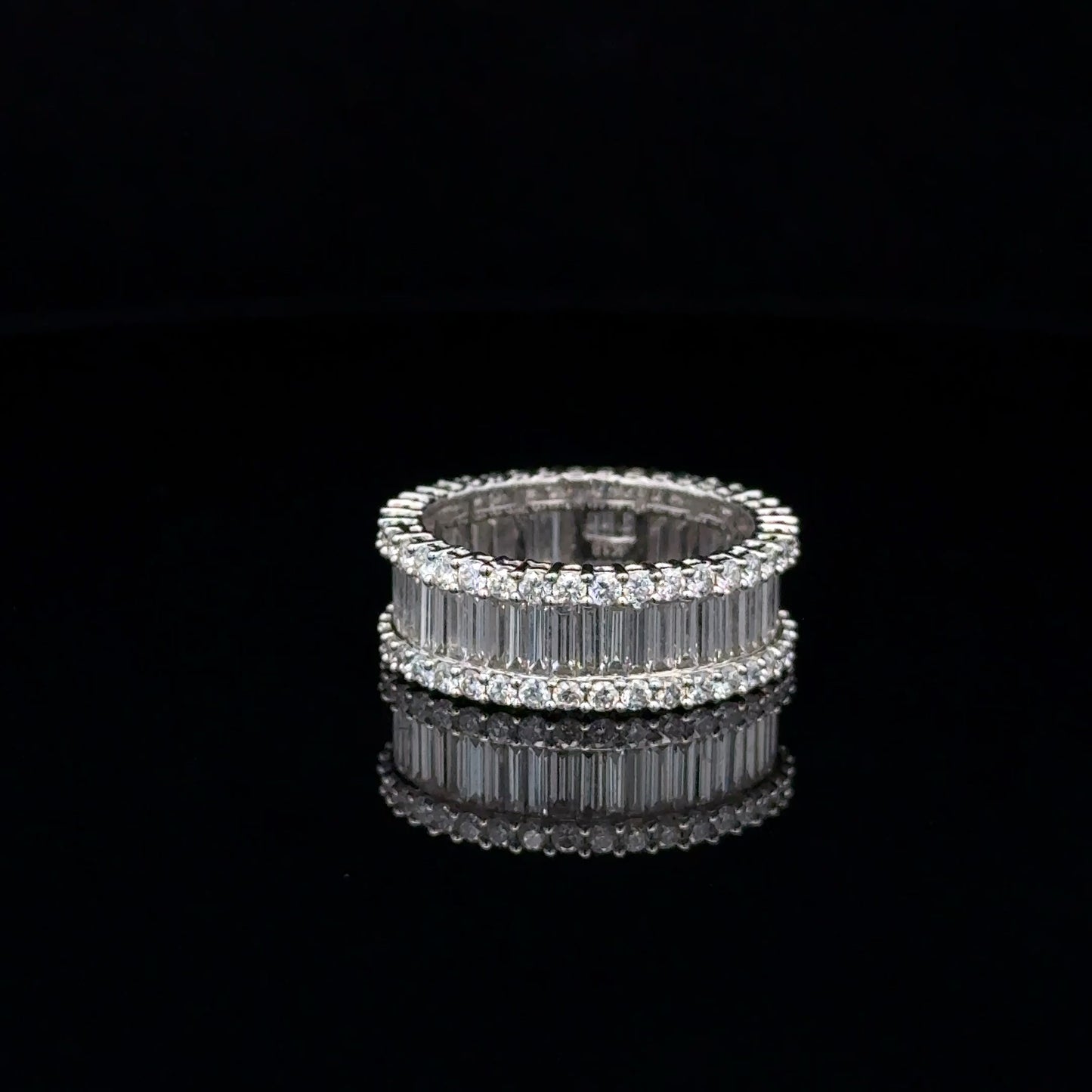 LADIES DIAMOND RING