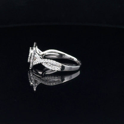 LADIES DIAMOND RING
