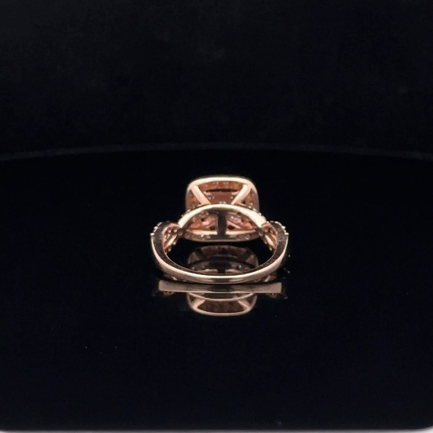 LADIES DIAMOND RING