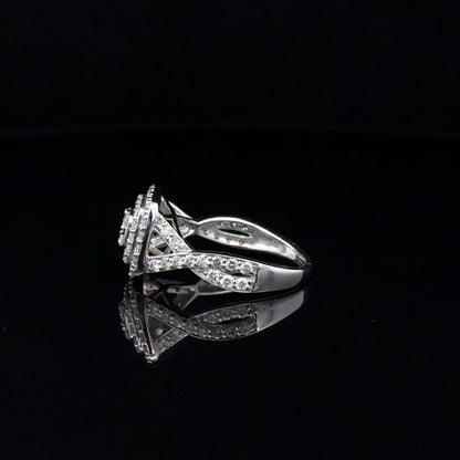 LADIES DIAMOND RING