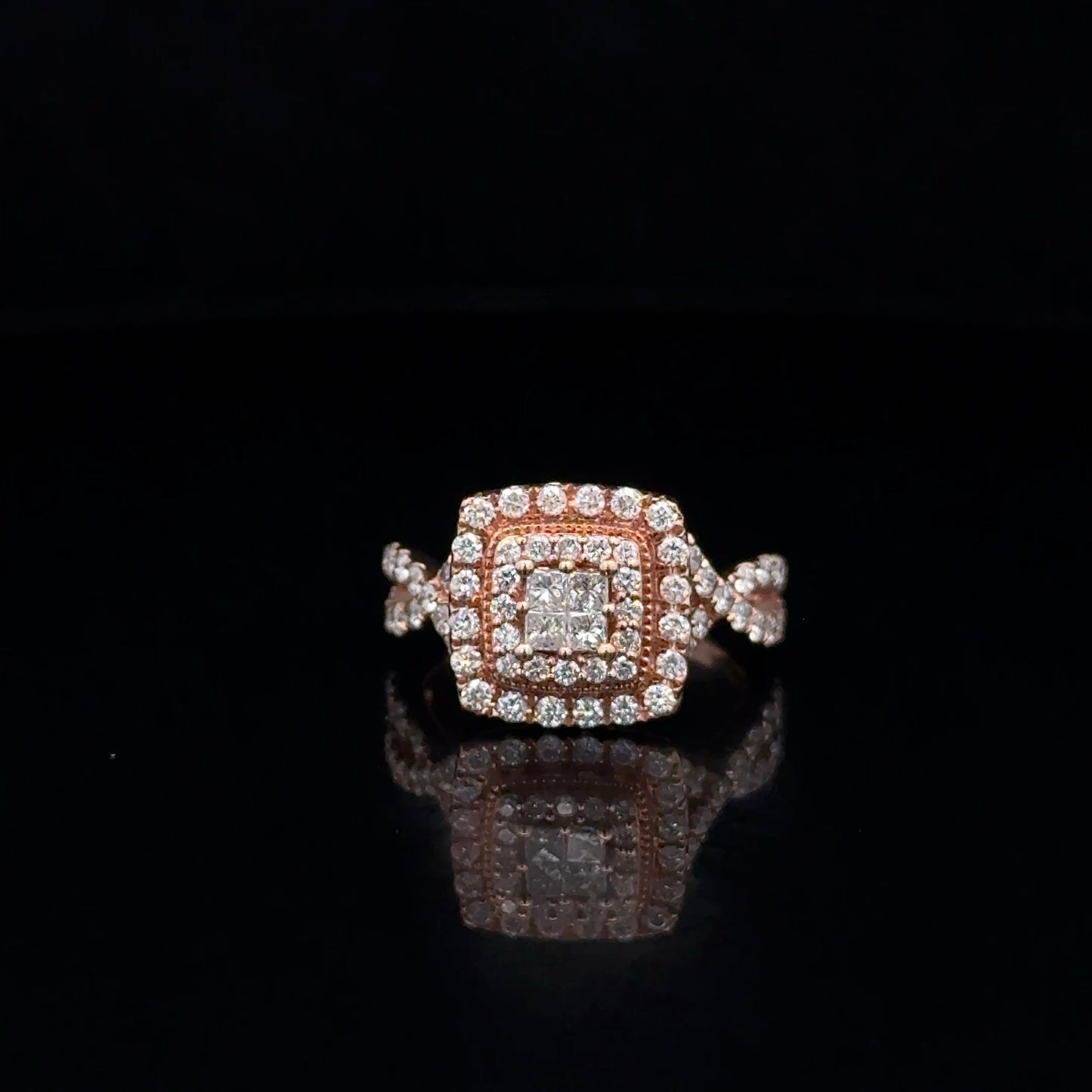 LADIES DIAMOND RING