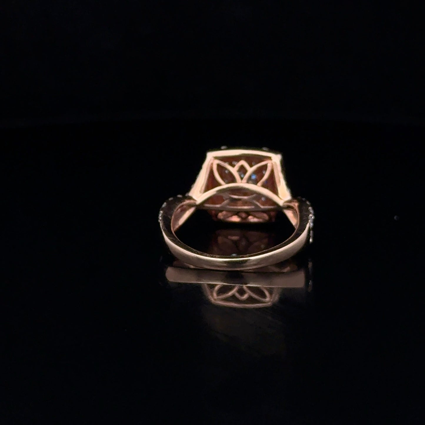 LADIES DIAMOND RING