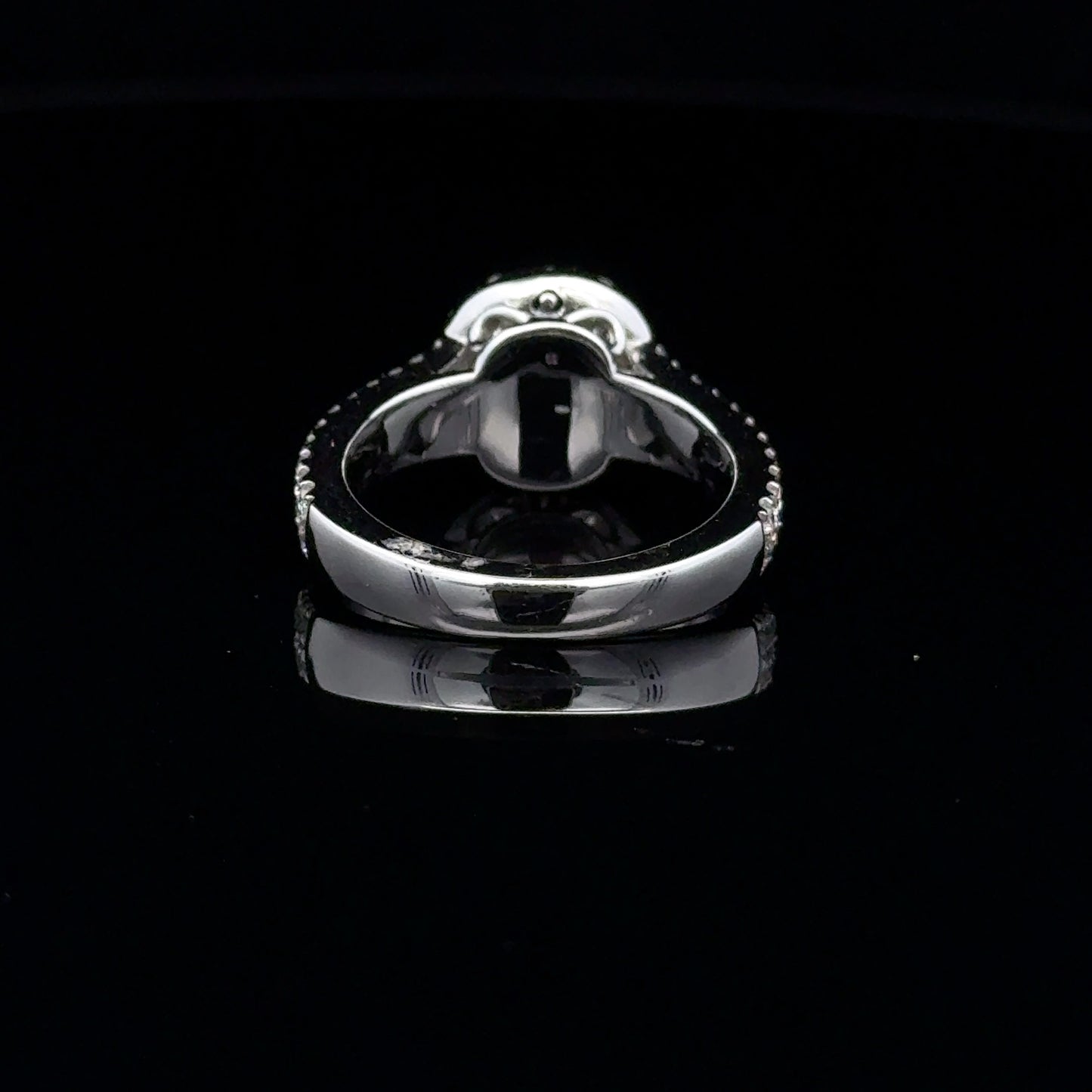 LADIES DIAMOND RING