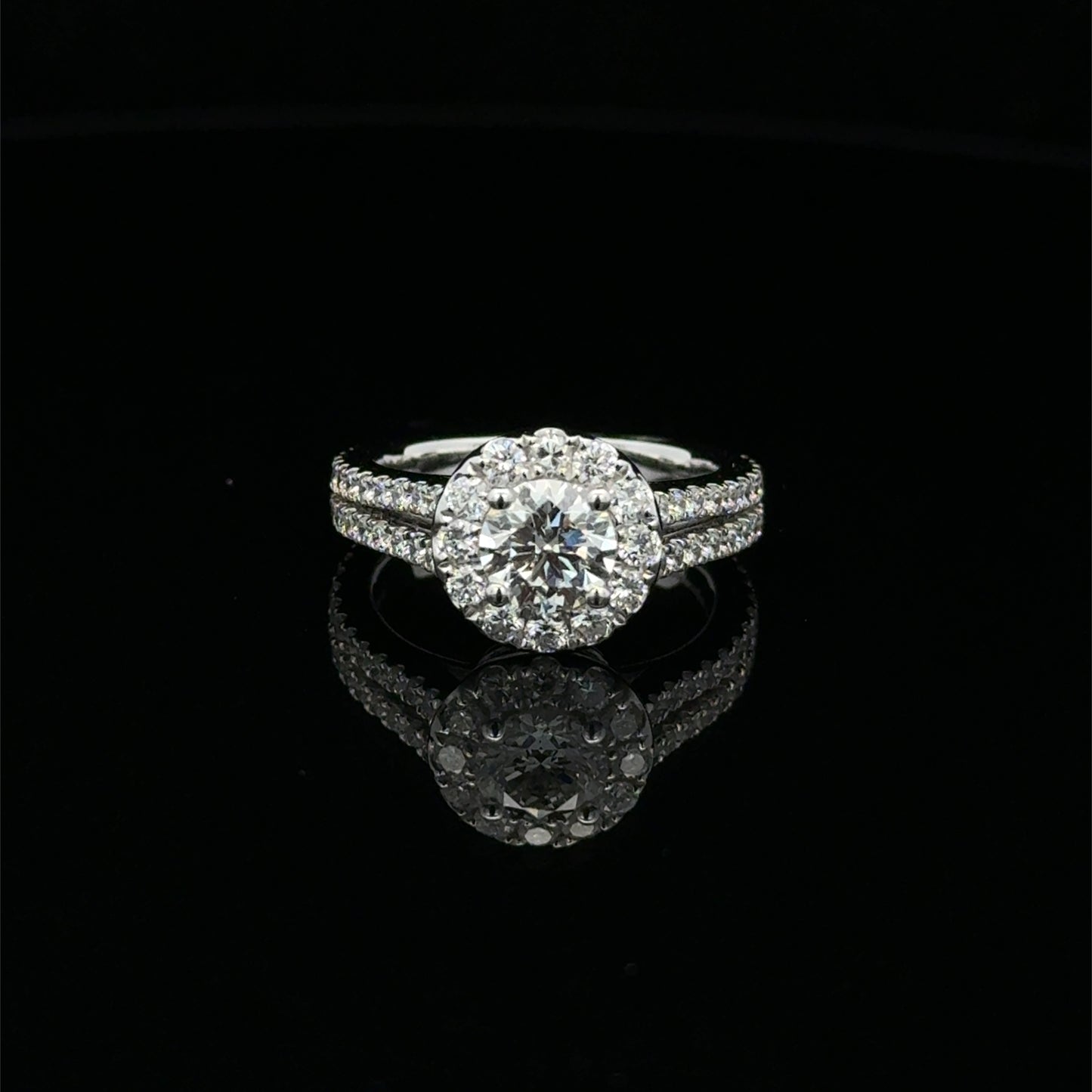 LADIES DIAMOND RING