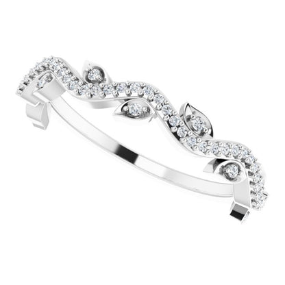 14k-white-gold-1/8-ctw-natural-diamond-leaf-ring